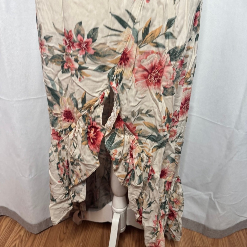 AE Ruffled Hawaiian Tube Top‎ and Hi-Low Maxi Skirt - Picture 5 of 10